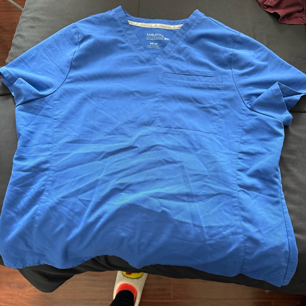 Fabletics Scrub Top